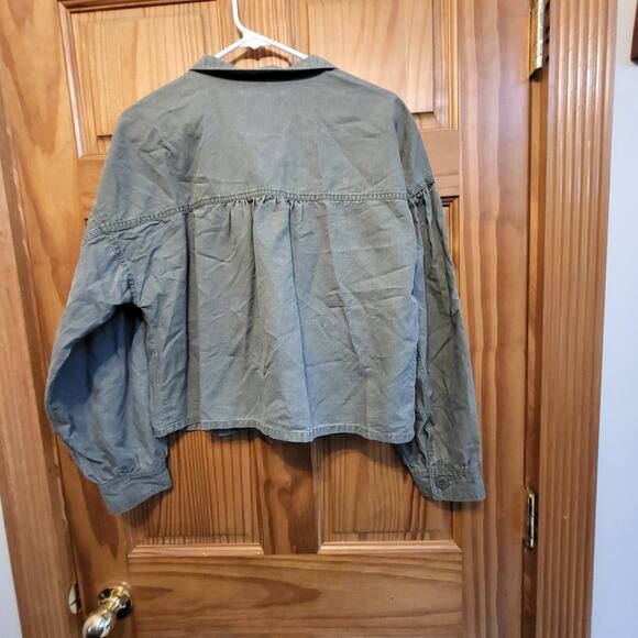 Sanctuary Crop Button Up Military Utility Jacket Army Green Womens size Small - Picture 2 of 3